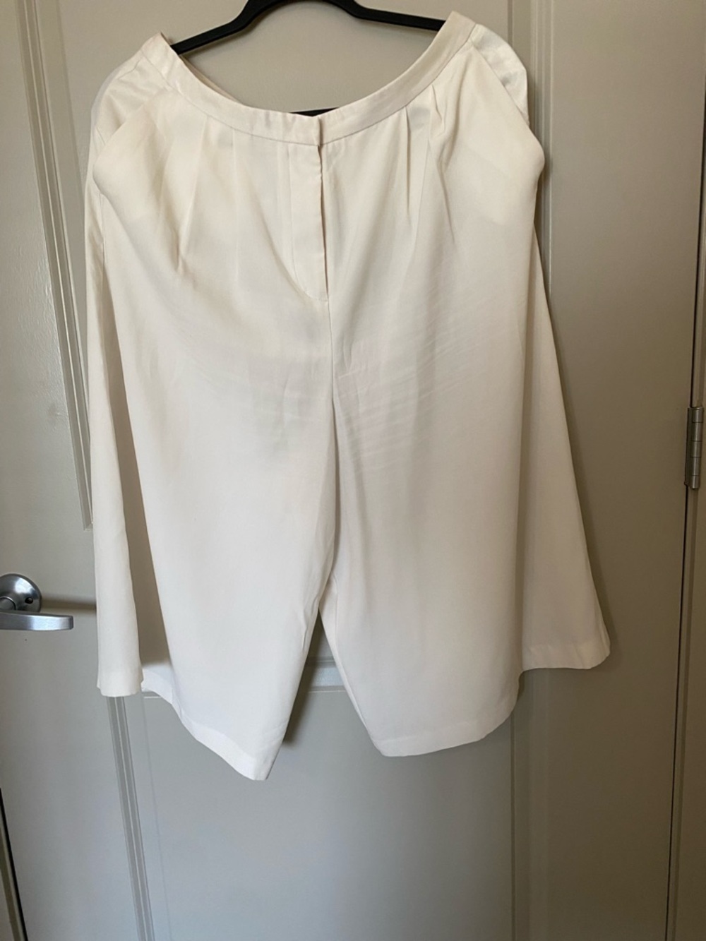 Metaphor Ivory Wide-Leg Dress Shorts